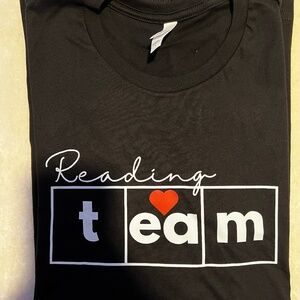 NWOT Reading Team t-shirt Size L